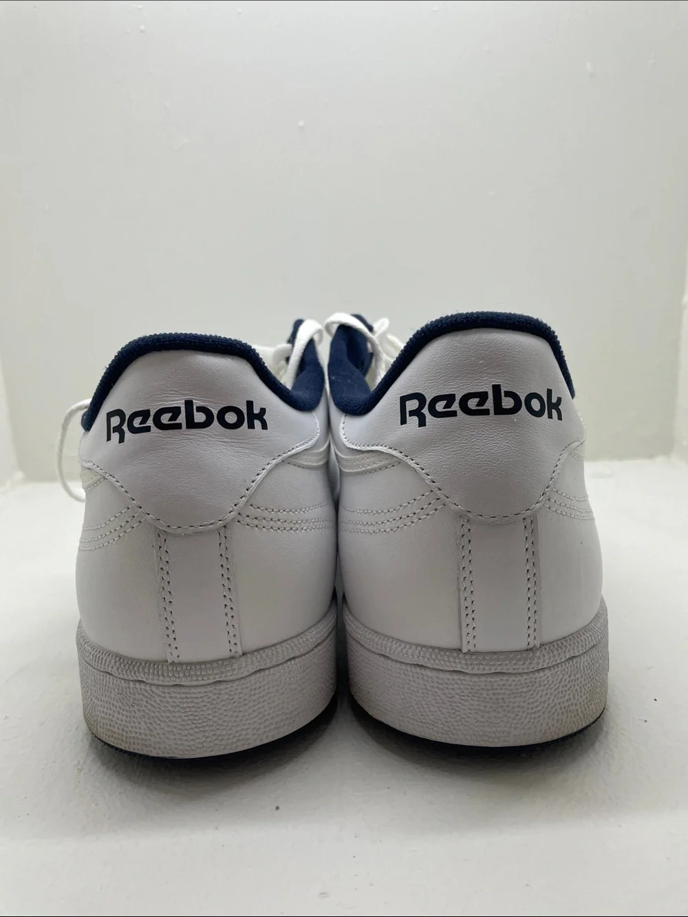 Reebok White Sneakers with Navy Accent Low-Top sz 14 men’s
